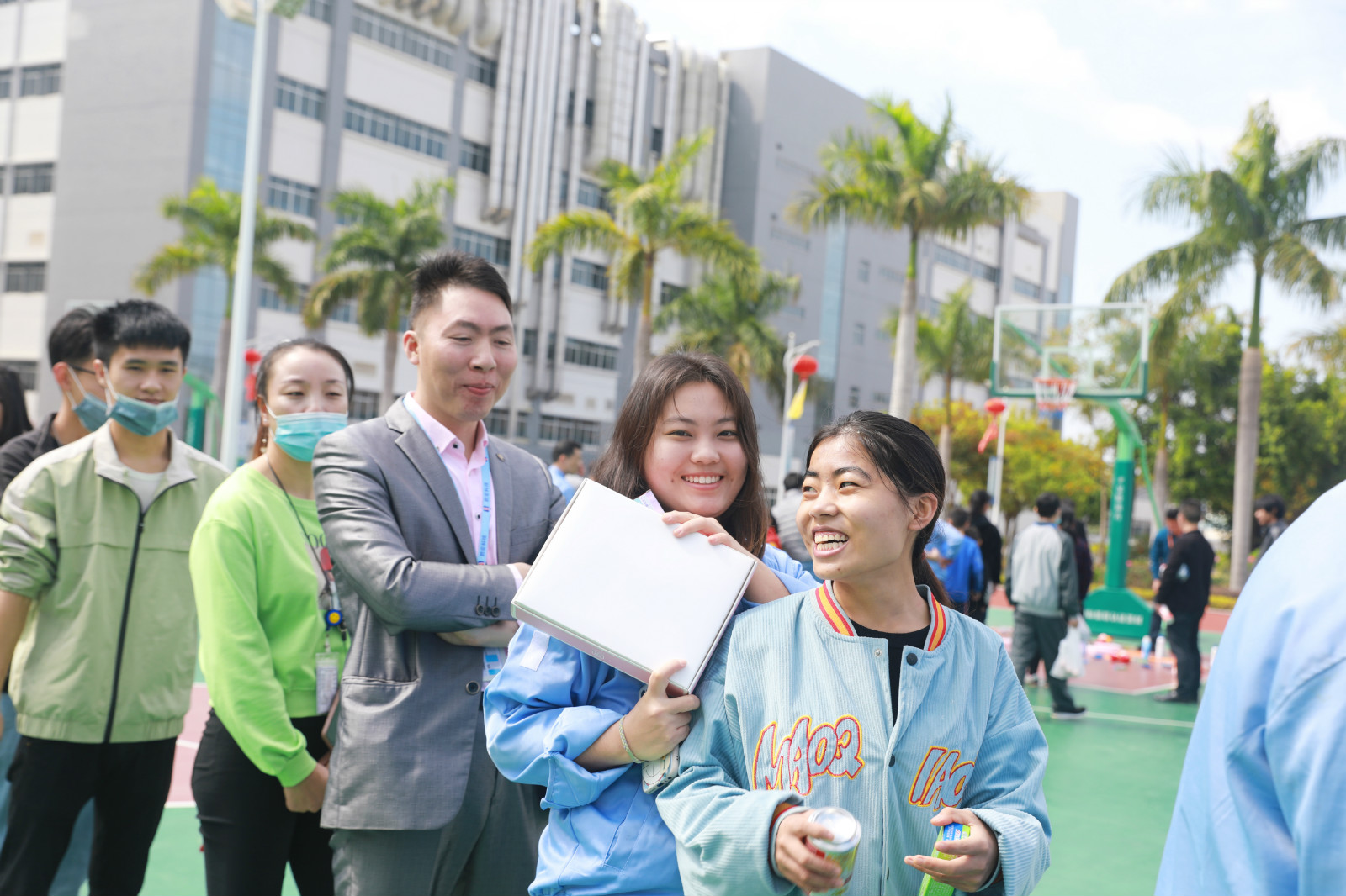 当场过年，年味不减—我在j9国际站挺好的